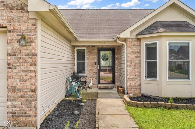 9733 Centennial Court, Avon, IN 46123