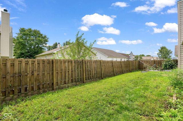 9733 Centennial Court, Avon, IN 46123