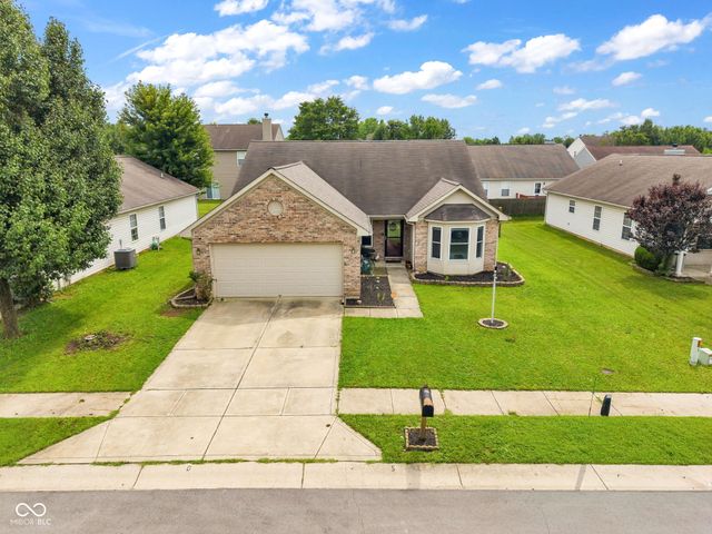 9733 Centennial Court, Avon, IN 46123