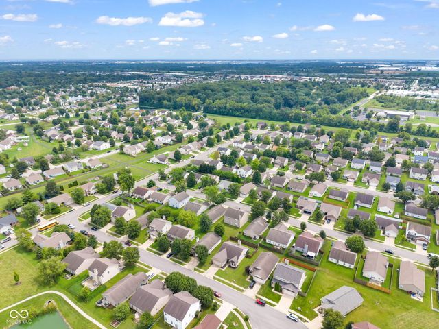 9733 Centennial Court, Avon, IN 46123