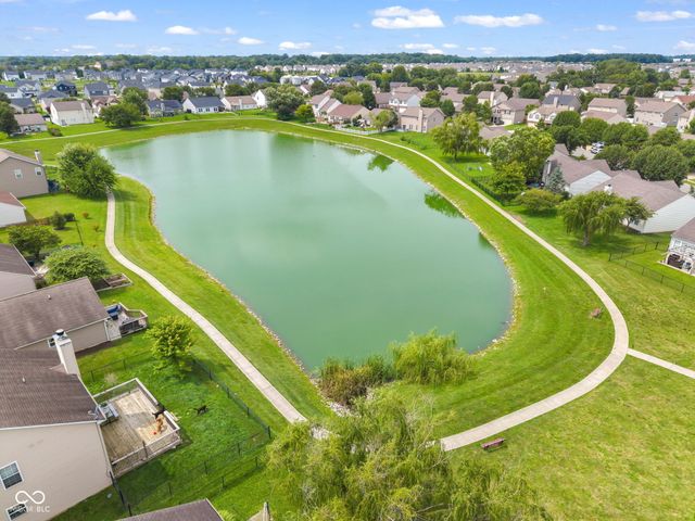 9733 Centennial Court, Avon, IN 46123