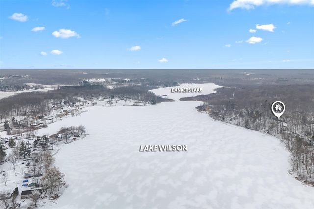 3671 Wildwood Court, Hillsdale, MI 49242