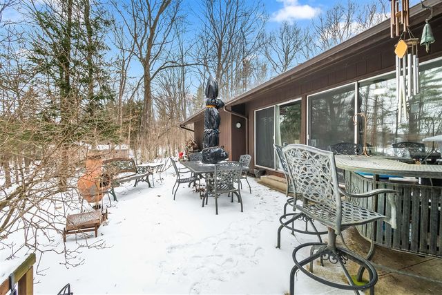 3671 Wildwood Court, Hillsdale, MI 49242