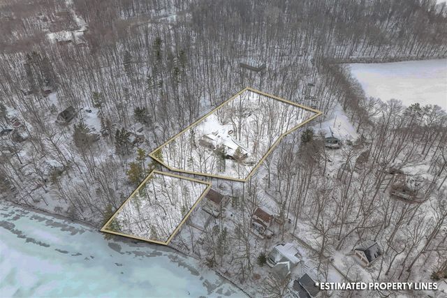 3671 Wildwood Court, Hillsdale, MI 49242