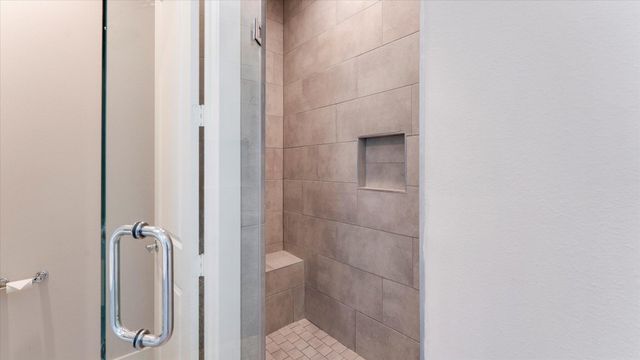 5834 Kiam Street, Houston, TX 77007