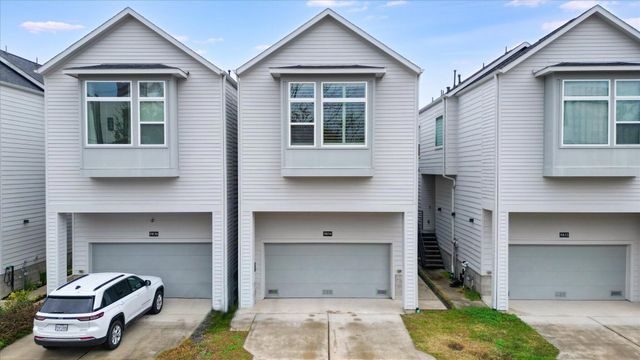 5834 Kiam Street, Houston, TX 77007