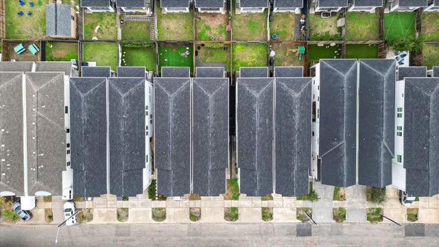 5834 Kiam Street, Houston, TX 77007