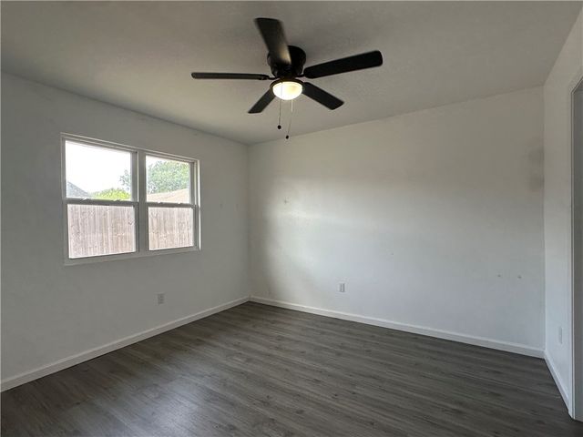 813 Saint Peter St, Corpus Christi, TX 78418