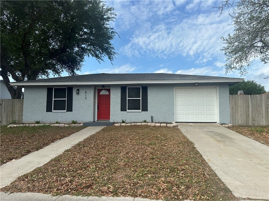 813 Saint Peter St, Corpus Christi, TX 78418