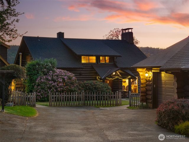 4617 Erlands Point Road NW, Bremerton, WA 98312