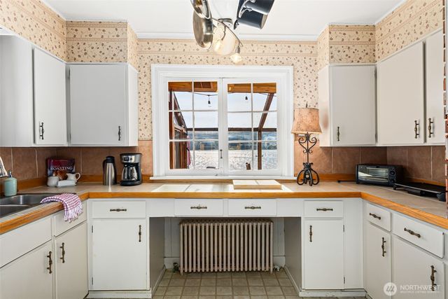 4617 Erlands Point Road NW, Bremerton, WA 98312
