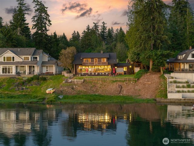 4617 Erlands Point Road NW, Bremerton, WA 98312