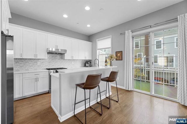289 Bradley Drive, Wood Ridge, NJ 07075