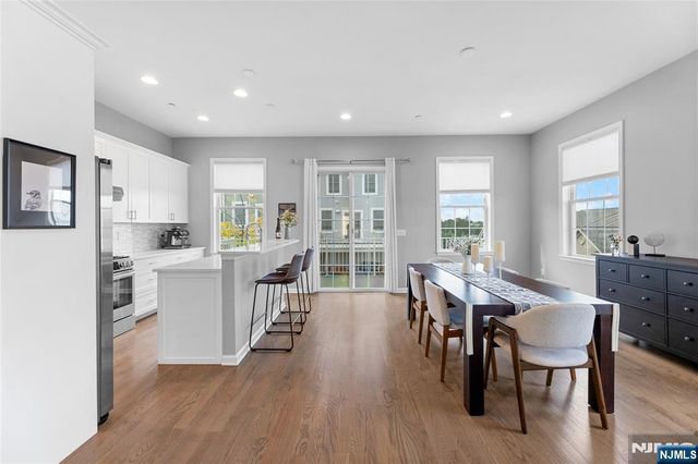 289 Bradley Drive, Wood Ridge, NJ 07075