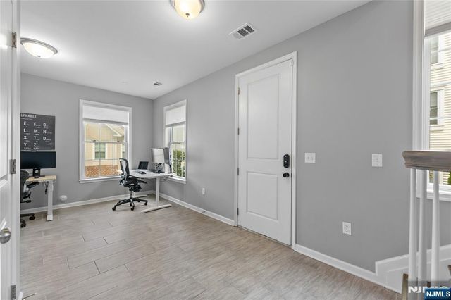 289 Bradley Drive, Wood Ridge, NJ 07075