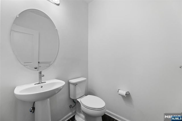 289 Bradley Drive, Wood Ridge, NJ 07075