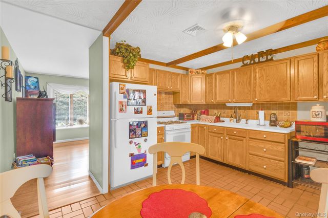 44 Fairfax Road, Fishkill, NY 12524