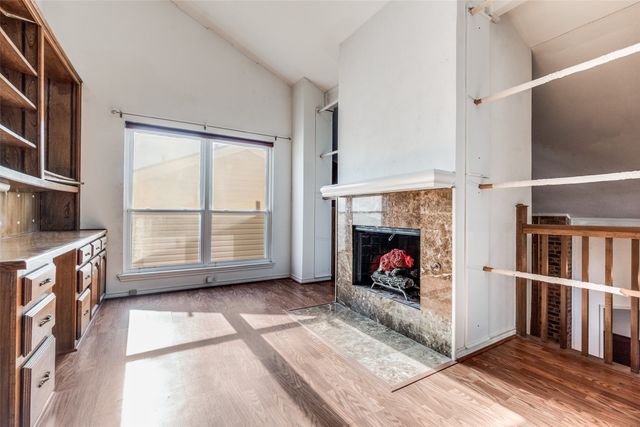 3216 Trevolle Place, Dallas, TX 75204