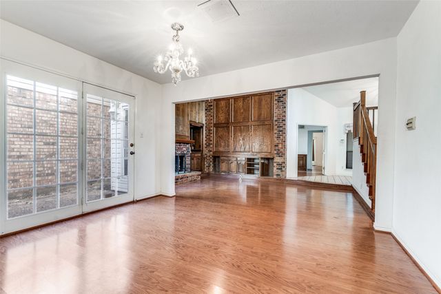 3216 Trevolle Place, Dallas, TX 75204