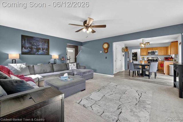 8604 Swartz River Drive, Fowlerville, MI 48836
