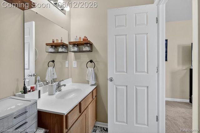 8604 Swartz River Drive, Fowlerville, MI 48836