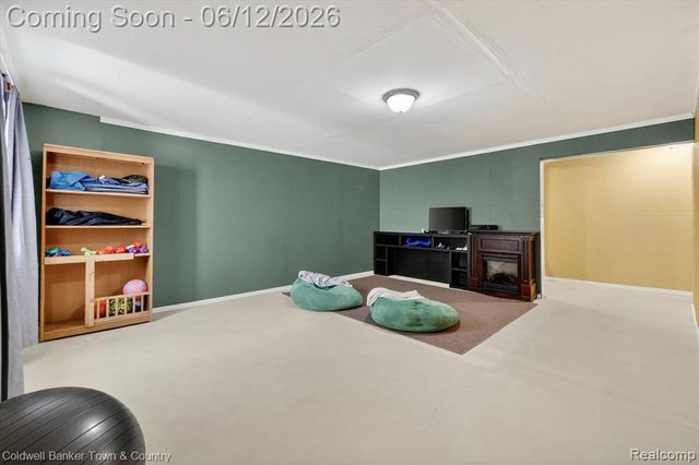 8604 Swartz River Drive, Fowlerville, MI 48836