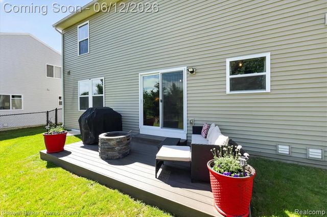 8604 Swartz River Drive, Fowlerville, MI 48836