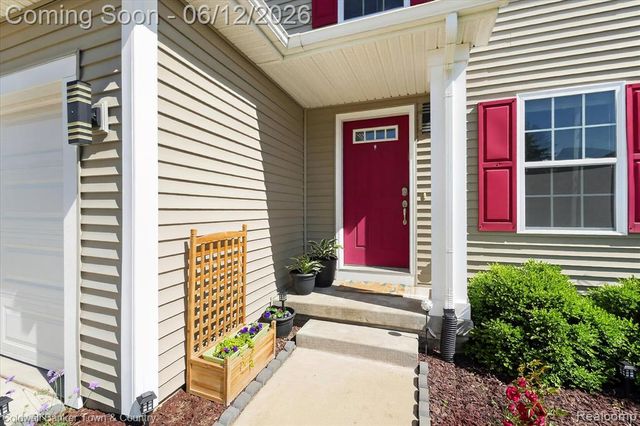 8604 Swartz River Drive, Fowlerville, MI 48836