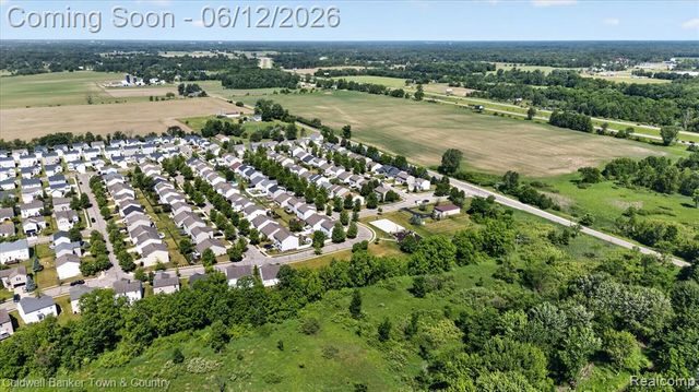 8604 Swartz River Drive, Fowlerville, MI 48836