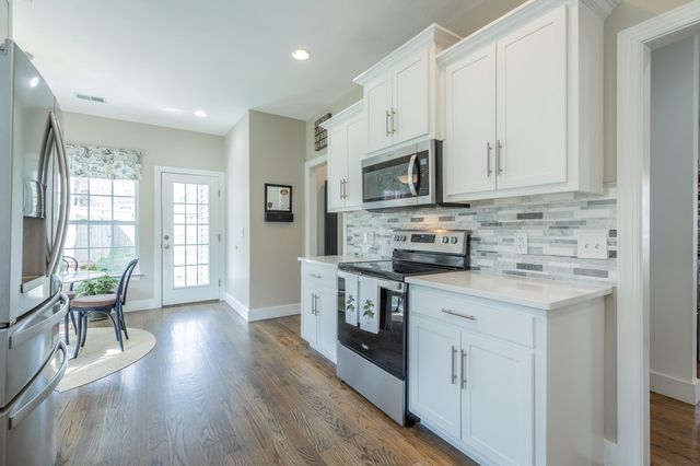 400 Olivia Lane, Soddy Daisy, TN 37379