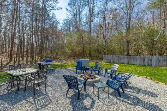 400 Olivia Lane, Soddy Daisy, TN 37379