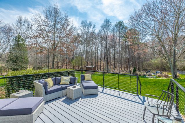 400 Olivia Lane, Soddy Daisy, TN 37379