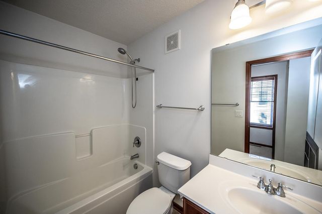 4022 Cedar Grove Lane, Eagan, MN 55122