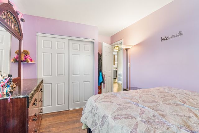 379 Stone Place, Wheeling, IL 60090