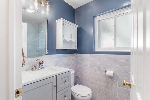 379 Stone Place, Wheeling, IL 60090