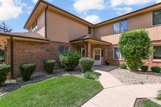 8966 Silverdale Drive 8D, Orland Park, IL 60462