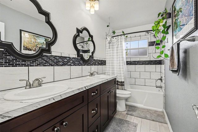 1713 14TH AVENUE W, Palmetto, FL 34221