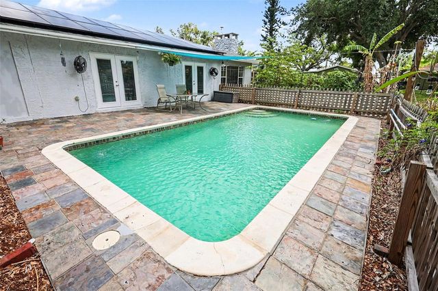 1713 14TH AVENUE W, Palmetto, FL 34221