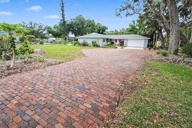 1713 14TH AVENUE W, Palmetto, FL 34221