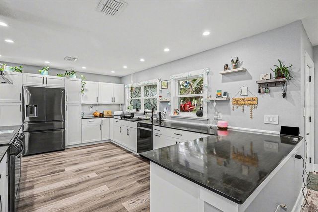 1713 14TH AVENUE W, Palmetto, FL 34221