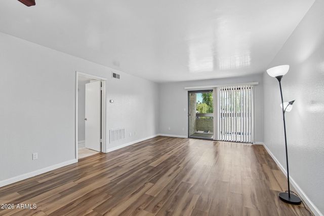 10444 N 69TH Street 206, Paradise Valley, AZ 85253