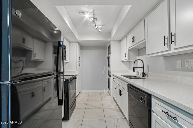 10444 N 69TH Street 206, Paradise Valley, AZ 85253