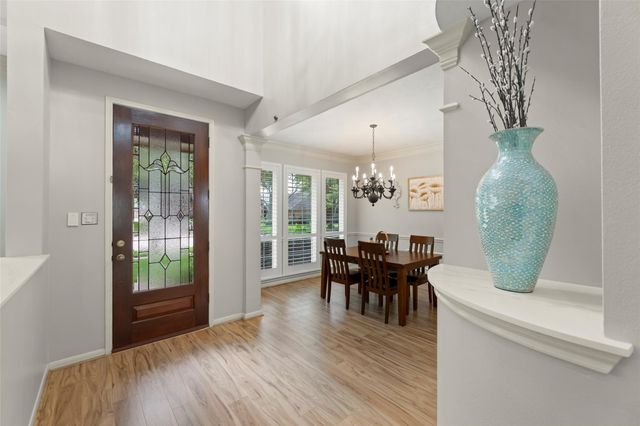 2118 Cypress Run Drive, Sugar Land, TX 77478