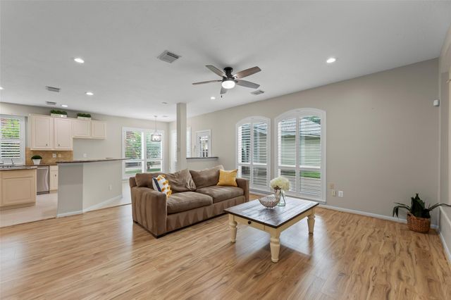 2118 Cypress Run Drive, Sugar Land, TX 77478