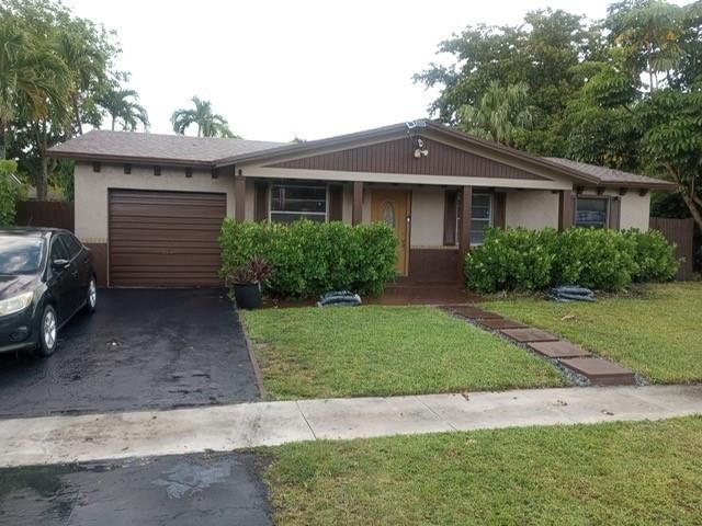 8241 SW 4th Court, North Lauderdale, FL 33068
