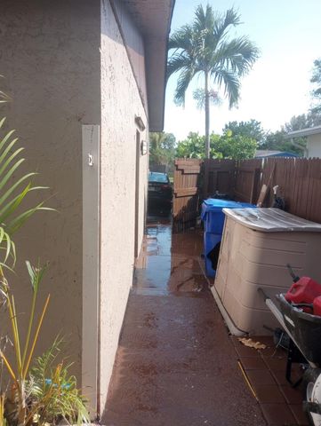 8241 SW 4th Court, North Lauderdale, FL 33068