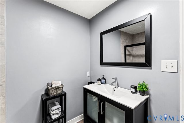 6102 Hyner Ct, Henrico, VA 23231