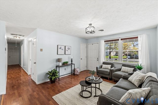 6102 Hyner Ct, Henrico, VA 23231