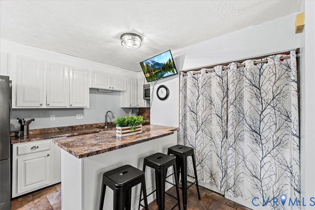 6102 Hyner Ct, Henrico, VA 23231