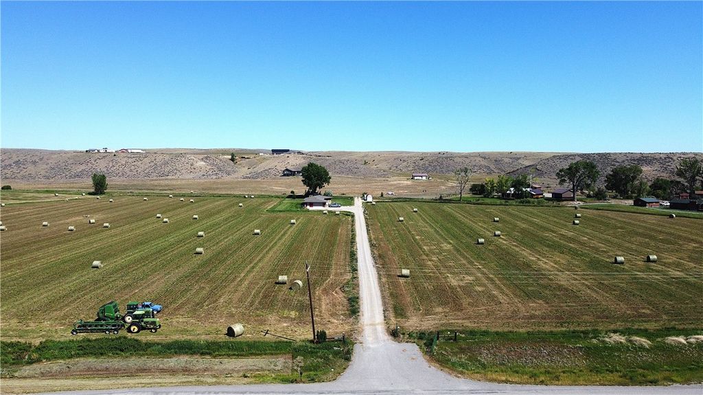 10139 US Highway 212, Joliet, MT 59041 photo 4